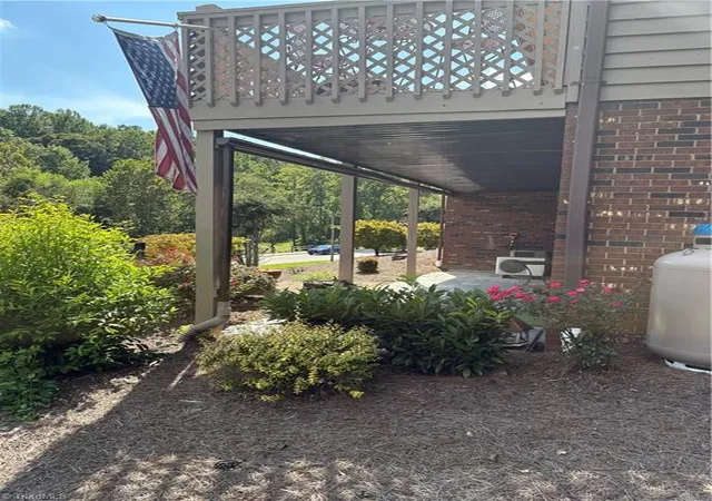 Photo 3 of Single family home for sale at 1506 Ivy Tr, Wilkesboro, NC 28697 | MLS# 1234917 | Listing updated on 2026-09-17