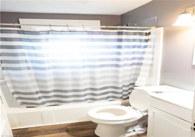 Photo 4 of Single family home for sale at 907 Roosevelt St, Winston Salem, NC 27105 | MLS# 1236424 | Listing updated on 2026-09-27