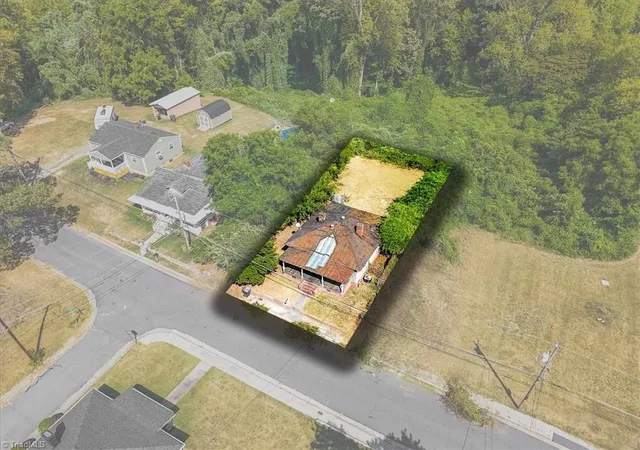 Photo 1 of Single family home for sale at 201 Lamberth St, Reidsville, NC 27320 | MLS# 1233764 | Listing updated on 2026-09-09
