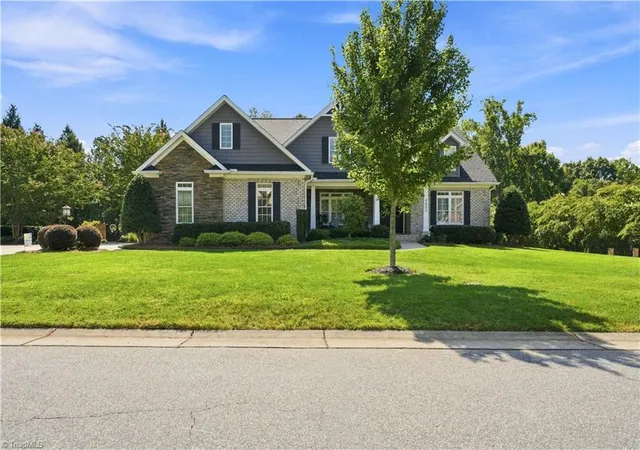 Photo 2 of Sale Pending at 4803 Hampton Oak Ct, Clemmons, NC 27012 | MLS# 1234348 | Listing updated on 2026-09-08