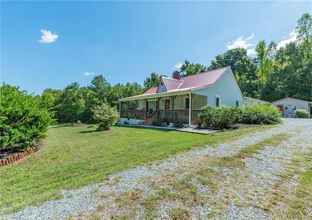 Photo 3 of Sale Pending at 7296 E Old Us Hwy 64, Lexington, NC 27292 | MLS# 1236141 | Listing updated on 2026-09-22