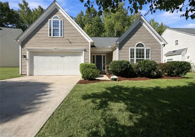 Photo 1 of Single family home for sale at 3339 Cherrybrook Dr, Jamestown, NC 27282 | MLS# 1238534 | Listing updated on 2026-10-25