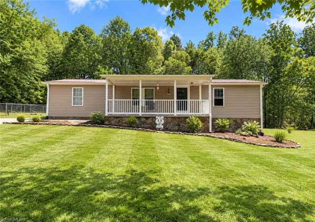 Photo 1 of Sale Pending at 289 Twelve Oaks Dr, Linwood, NC 27299 | MLS# 1235188 | Listing updated on 2026-10-07