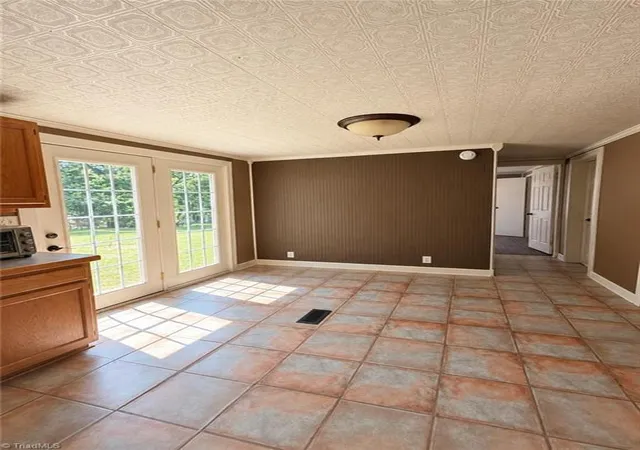 Photo 3 of Sale Pending at 289 Twelve Oaks Dr, Linwood, NC 27299 | MLS# 1235188 | Listing updated on 2026-10-07