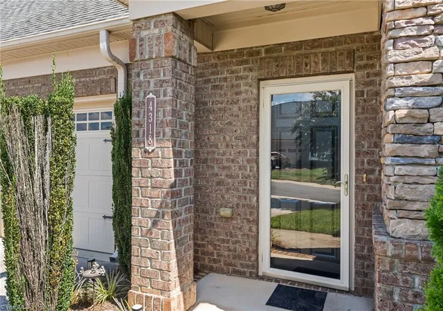 Photo 2 of Single family home for sale at 4318 Rockledge Ln, Thomasville, NC 27360 | MLS# 1235561 | Listing updated on 2026-09-30
