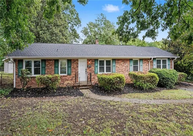 Photo 2 of Single family home for sale at 3768 Vandalia Dr, Winston Salem, NC 27104 | MLS# 1235955 | Listing updated on 2026-10-22