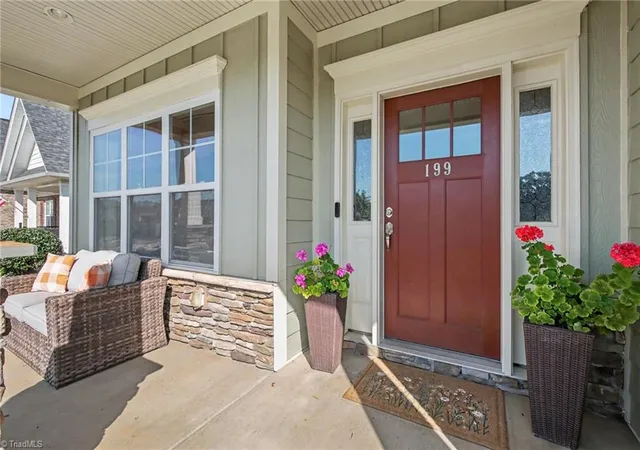 Photo 4 of Single family home for sale at 199 Meadowfield Run, Clemmons, NC 27012 | MLS# 1234866 | Listing updated on 2026-10-07