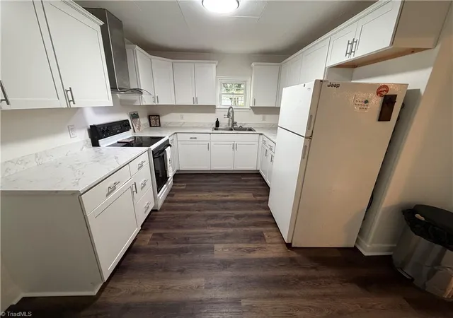 Photo 3 of Single family home for sale at 951 Newsome St, Mount Airy, NC 27030 | MLS# 1235091 | Listing updated on 2026-09-09