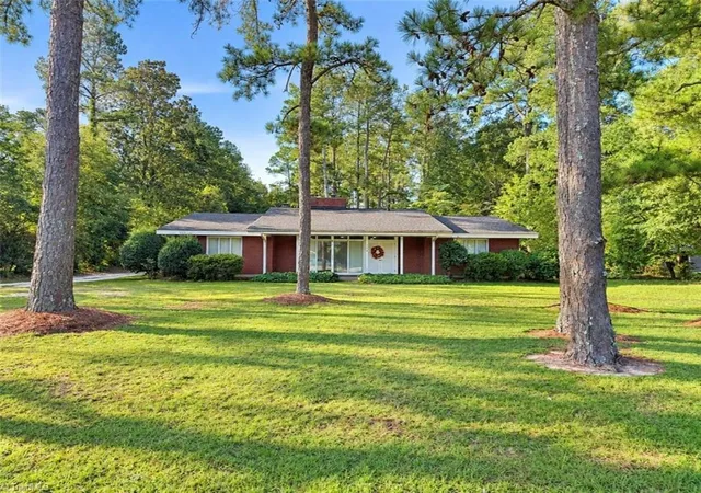Photo 3 of Single family home for sale at 324 E Main St, Candor, NC 27229 | MLS# 1236309 | Listing updated on 2026-09-21