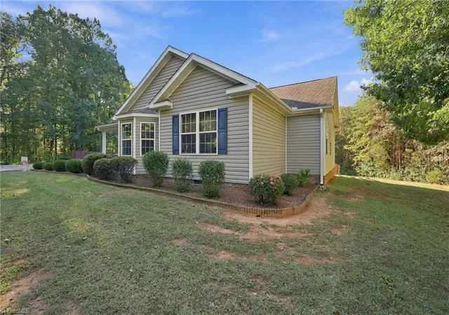 Photo 2 of Manufactured home for sale at 1065 Geneva Ln, Walnut Cove, NC 27052 | MLS# 1239764 | Listing updated on 2026-10-21