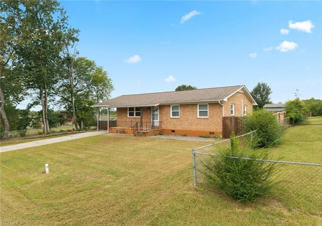 Photo 3 of Sale Pending at 1035 Maryland Ave, Eden, NC 27288 | MLS# 1236435 | Listing updated on 2026-10-06