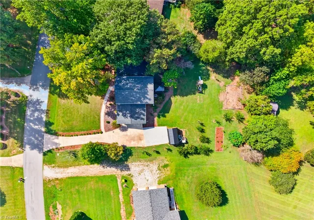 Photo 3 of Single family home for sale at 3936 Creekview Dr, Trinity, NC 27370 | MLS# 1235356 | Listing updated on 2026-09-12