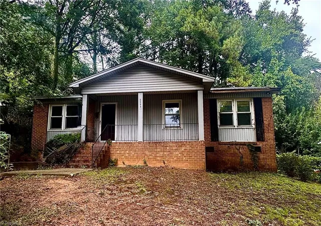 Photo 1 of Sale Pending at 3960 Shamel St, Winston Salem, NC 27105 | MLS# 1239435 | Listing updated on 2026-10-27