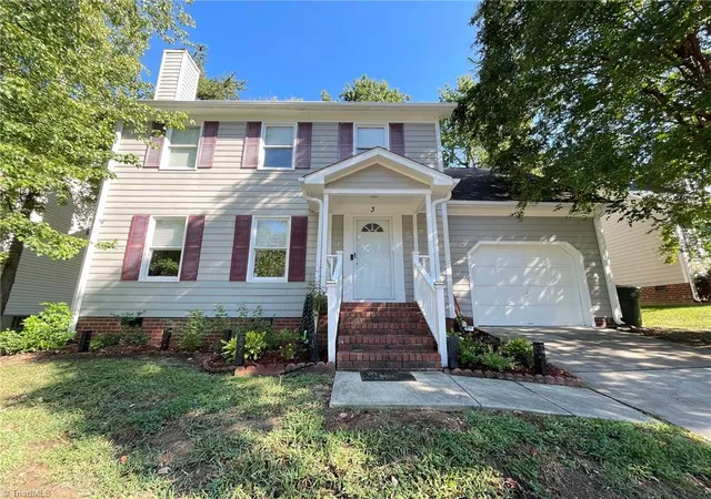 Photo 1 of Single family home for sale at 3 Planters Wood Trl, Greensboro, NC 27407 | MLS# 1235329 | Listing updated on 2026-09-17