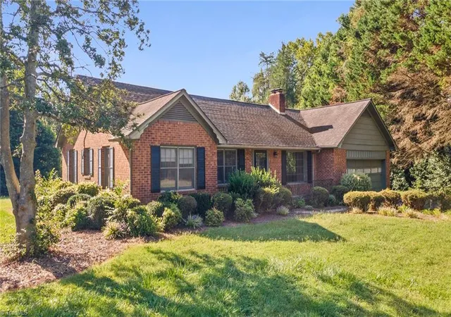 Photo 1 of Single family home for sale at 175 Circle Dr, Mocksville, NC 27028 | MLS# 1234099 | Listing updated on 2026-09-13
