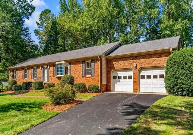Photo 2 of Single family home for sale at 4503 Doncaster Dr, Greensboro, NC 27406 | MLS# 1235750 | Listing updated on 2026-09-21