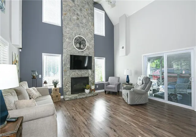 Photo 4 of Sale Pending at 1714 Hunterwoods Dr, High Point, NC 27265 | MLS# 1234071 | Listing updated on 2026-09-17