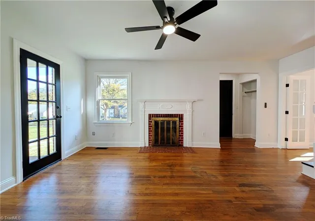 Photo 3 of Single family home for sale at 2524 Druid Hills Dr, Winston Salem, NC 27105 | MLS# 1240132 | Listing updated on 2026-10-25