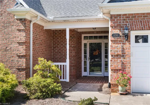 Photo 4 of Single family home for sale at 5299 Jacobs Way, Winston Salem, NC 27106 | MLS# 1238807 | Listing updated on 2026-10-25