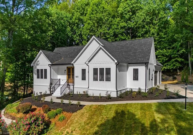 Single family home for sale at 3613 Summit Lakes Dr, Browns Summit, NC 27214 | MLS# 1236181