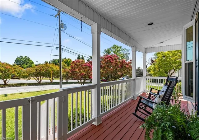 Photo 3 of Sale Pending at 805 Montpelier Dr, Greensboro, NC 27410 | MLS# 1234788 | Listing updated on 2026-09-09