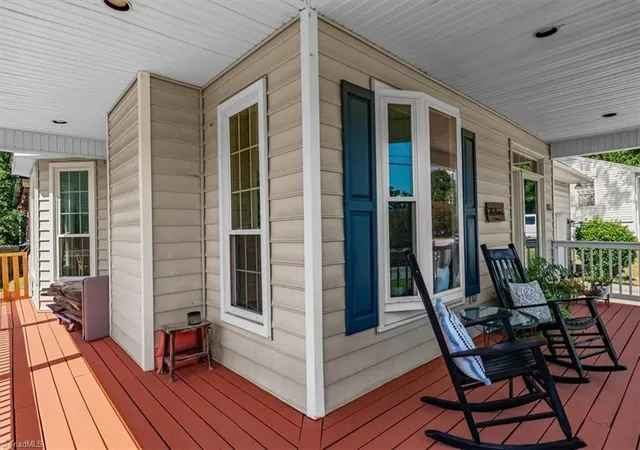 Photo 4 of Sale Pending at 805 Montpelier Dr, Greensboro, NC 27410 | MLS# 1234788 | Listing updated on 2026-09-09