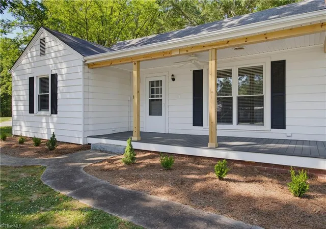 Photo 3 of Single family home for sale at 330 Joe Rd, Mocksville, NC 27028 | MLS# 1235286 | Listing updated on 2026-09-15