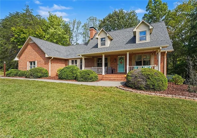 Photo 1 of Single family home for sale at 1100 Wolf Rock Rd, Walnut Cove, NC 27052 | MLS# 1238084 | Listing updated on 2026-10-18