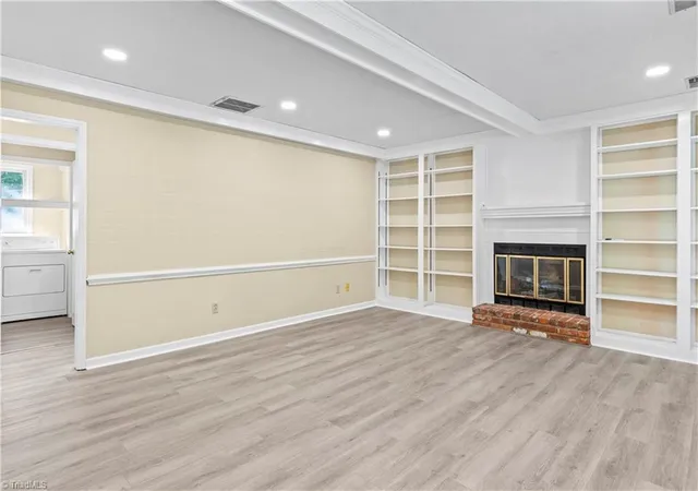 Photo 4 of Single family home for sale at 65 Carrisbrooke Ln, Winston Salem, NC 27104 | MLS# 1238753 | Listing updated on 2026-10-14