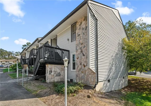 Photo 1 of Single family home for sale at 892 S Ridge Ct, Winston Salem, NC 27107 | MLS# 1239581 | Listing updated on 2026-10-22