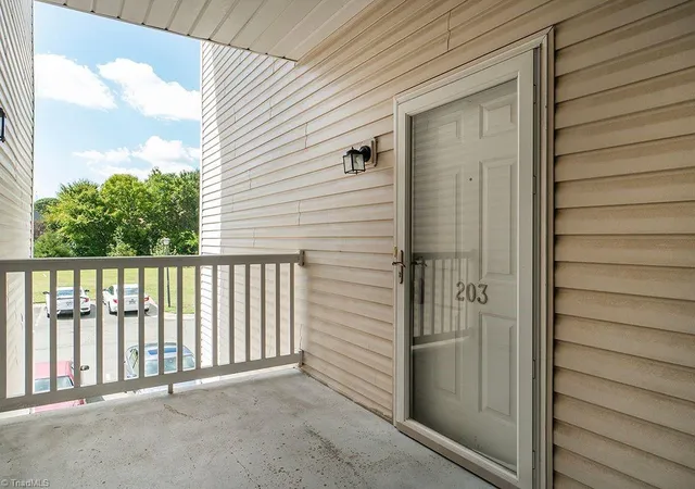 Photo 2 of Sale Pending at 3031 Winston Dr, Burlington, NC 27215 | MLS# 1235793 | Listing updated on 2026-09-30