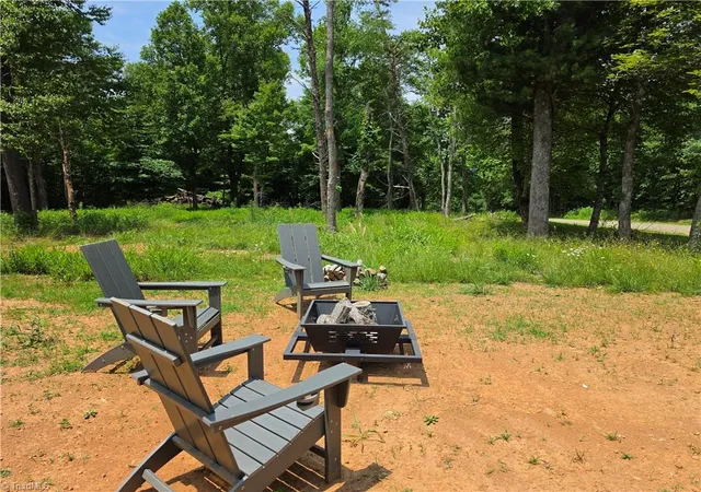Photo 3 of Single family home for sale at 587 Seven Springs Pkwy, Ararat, VA 24053 | MLS# 1234065 | Listing updated on 2026-09-08