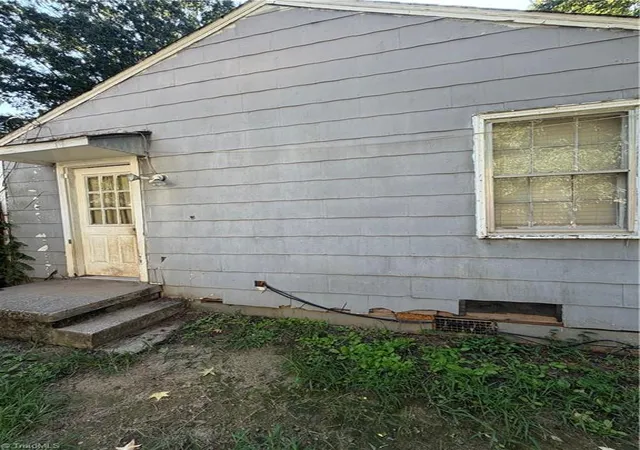 Photo 2 of Sale Pending at 1314 Mayfair Ave, Greensboro, NC 27405 | MLS# 1234244 | Listing updated on 2026-09-04