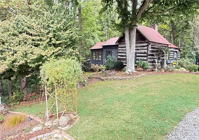 Photo 3 of Single family home for sale at 231 Crissman Ln, Dobson, NC 27017 | MLS# 1238708 | Listing updated on 2026-10-12