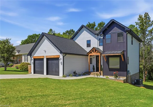 Photo 1 of Sale Pending at 504 Old Farm Rd, Graham, NC 27253 | MLS# 1235481 | Listing updated on 2026-09-25