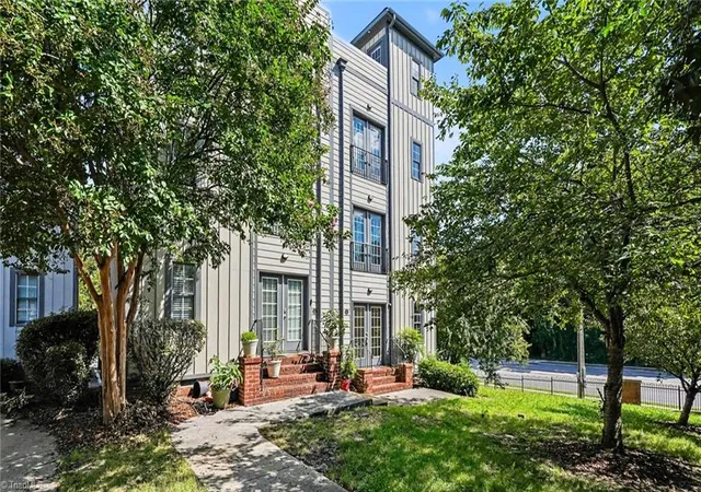 Photo 3 of Single family home for sale at 445 Mcadoo Ave, Greensboro, NC 27406 | MLS# 1234737 | Listing updated on 2026-09-08