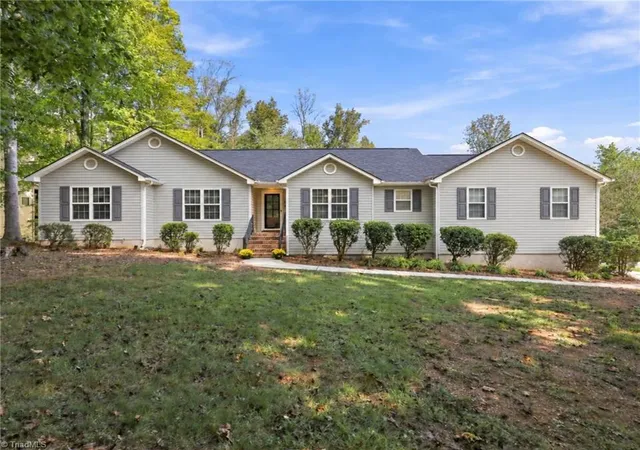 Photo 1 of Single family home for sale at 7500 Bartonshire Ct, Oak Ridge, NC 27310 | MLS# 1237847 | Listing updated on 2026-10-28