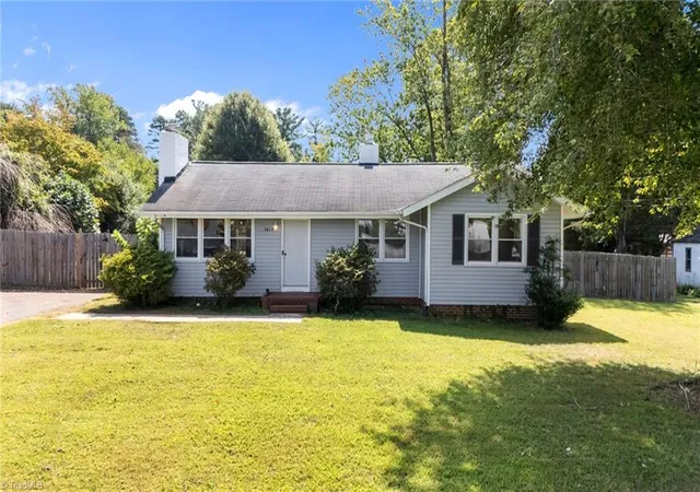 Photo 1 of Single family home for sale at 5615 Plantation Dr, Winston Salem, NC 27105 | MLS# 1236421 | Listing updated on 2026-10-23