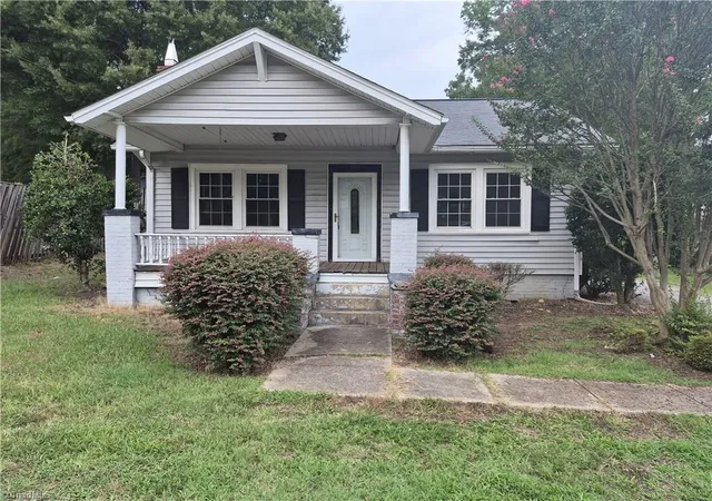 Photo 1 of Single family home for sale at 921 Ctr Church Rd, Eden, NC 27288 | MLS# 1234384 | Listing updated on 2026-09-05