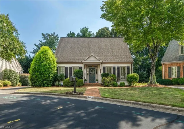 Photo 1 of Single family home for sale at 185 Westhaven Cir, Winston Salem, NC 27104 | MLS# 1234445 | Listing updated on 2026-09-13