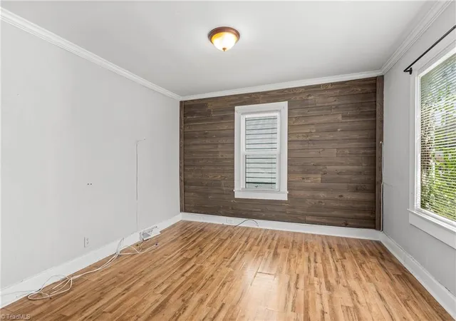 Photo 4 of Single family home for sale at 543 W Sprague St, Winston Salem, NC 27127 | MLS# 1234452 | Listing updated on 2026-09-21