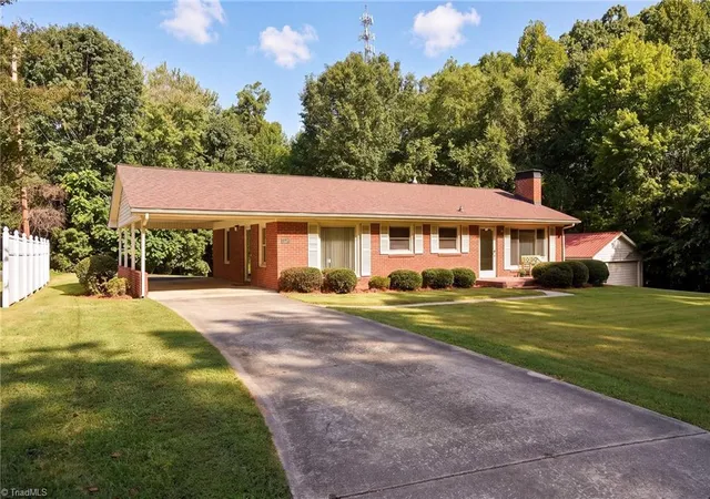 Photo 2 of Sale Pending at 187 Red Sparrow Ln, Lexington, NC 27295 | MLS# 1235416 | Listing updated on 2026-09-22