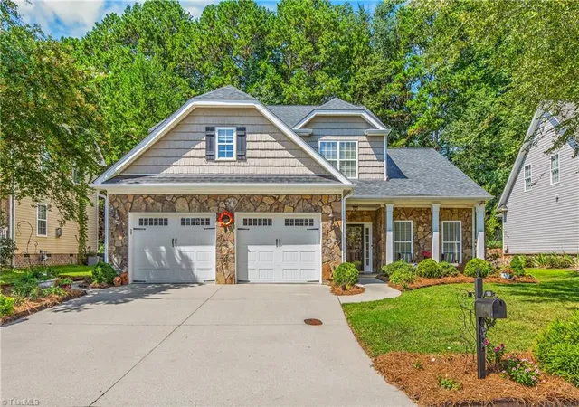 Photo 1 of Single family home for sale at 189 Cabot Dr, Winston Salem, NC 27103 | MLS# 1234195 | Listing updated on 2026-09-13