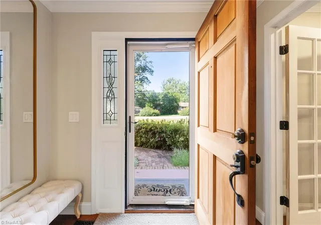Photo 3 of Single family home for sale at 505 Meadowood St, Greensboro, NC 27409 | MLS# 1234978 | Listing updated on 2026-09-14