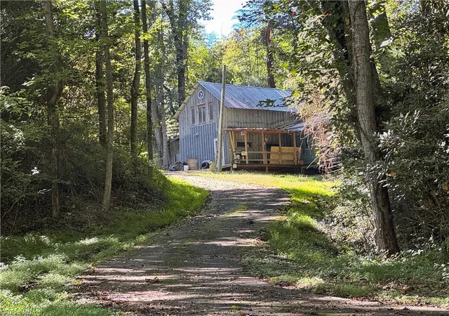Photo 3 of Single family home for sale at 463 Simpson Ml Rd, Mount Airy, NC 27030 | MLS# 1238908 | Listing updated on 2026-10-14