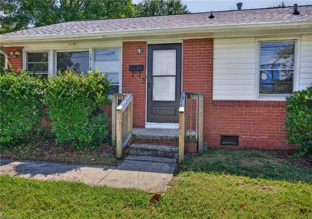 Photo 3 of Single family home for sale at 1712 Tuscaloosa St, Greensboro, NC 27401 | MLS# 1235261 | Listing updated on 2026-09-10