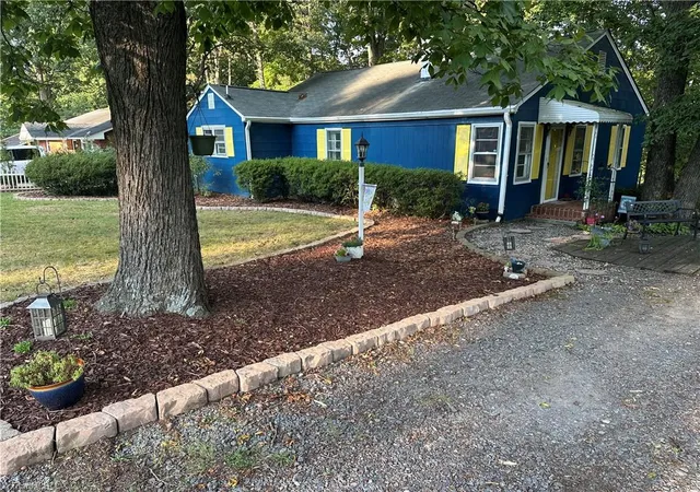 Photo 2 of Single family home for sale at 3195 Fleet St, Winston Salem, NC 27127 | MLS# 1234835 | Listing updated on 2026-09-17