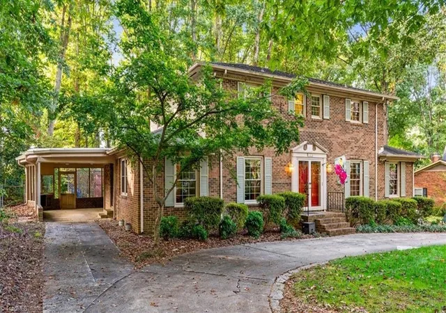 Photo 1 of Single family home for sale at 309 Fairidge Dr, Jamestown, NC 27282 | MLS# 1238710 | Listing updated on 2026-10-25