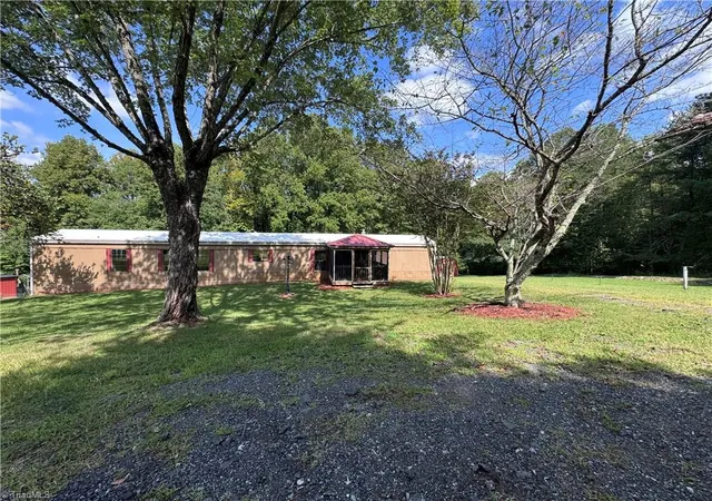 Photo 3 of Manufactured home for sale at 210 Star View Dr, King, NC 27021 | MLS# 1234954 | Listing updated on 2026-09-11