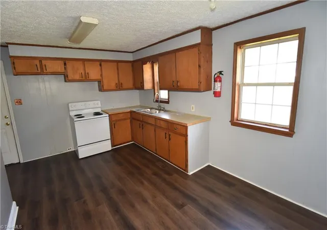 Photo 3 of Sale Pending at 2830 Patria St, Winston Salem, NC 27127 | MLS# 1234666 | Listing updated on 2026-10-22